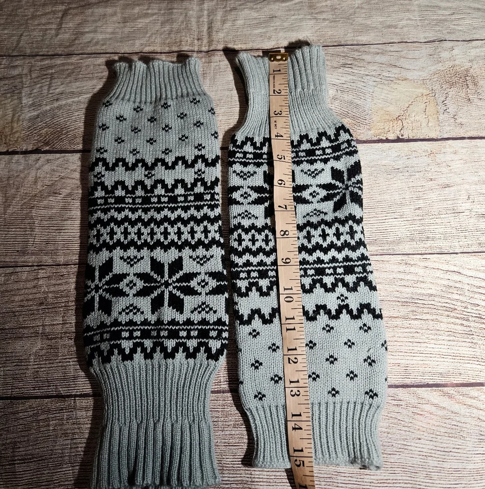Gray and black acrylic leg warmers